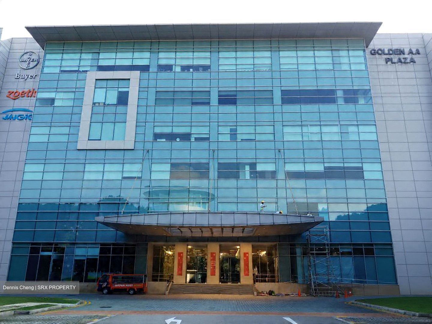 Golden Agri Plaza (D5), Factory #518710081